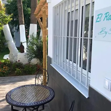 Faro's El Ranchito * Τορρεμολίνος